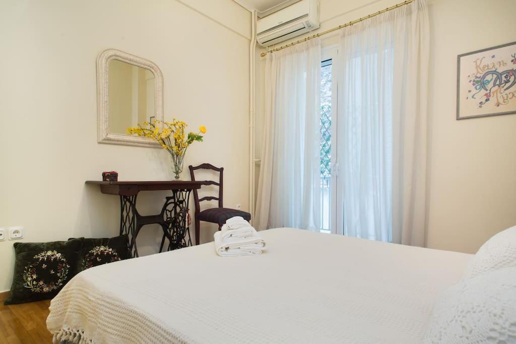 Top-Rated 1-Bedroom Apartment In The Heart Of Athene Buitenkant foto