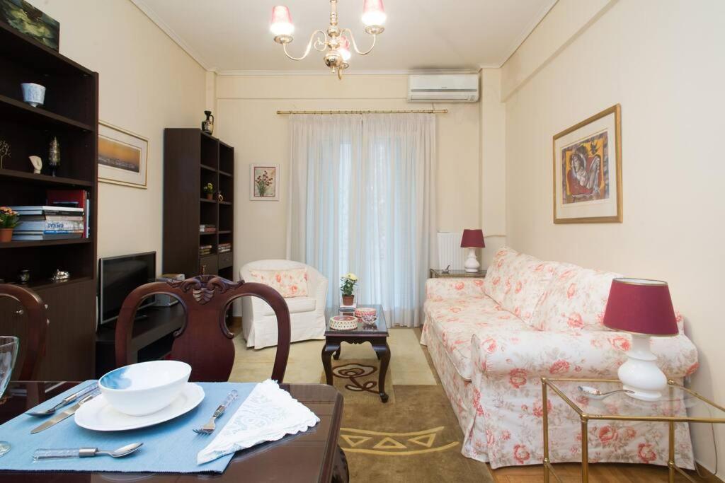 Top-Rated 1-Bedroom Apartment In The Heart Of Athene Buitenkant foto