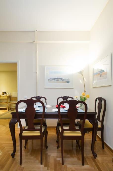 Top-Rated 1-Bedroom Apartment In The Heart Of Athene Buitenkant foto